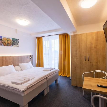 Hotel Svet เชบอนย์ ภายนอก รูปภาพ