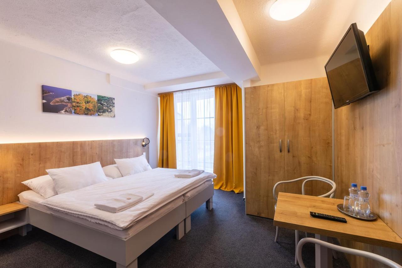Hotel Svet เชบอนย์ ภายนอก รูปภาพ